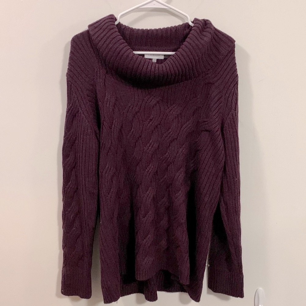 Calvin Klein Burgundy Cable Knit Turtleneck Size large, good condition